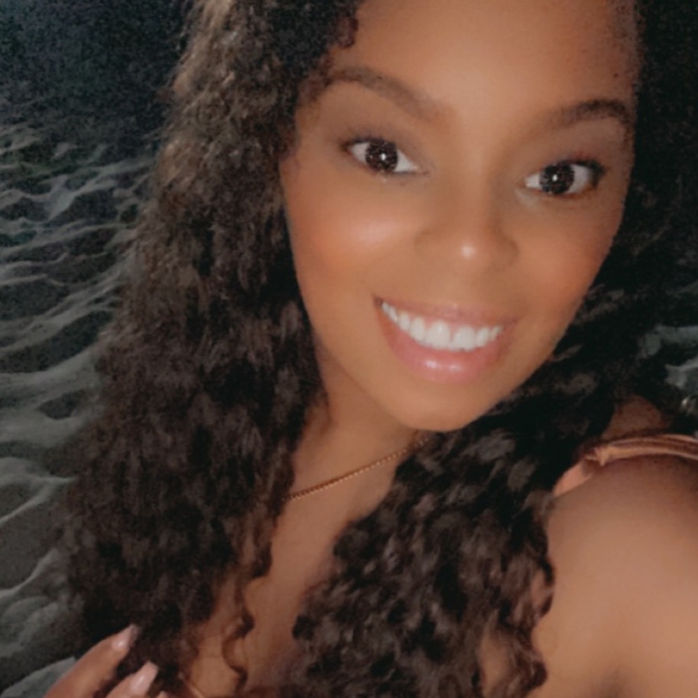 Meet your Posher, Jennifer